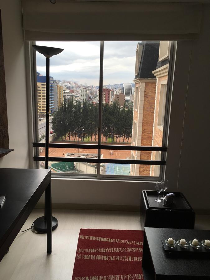 Suites Parque Real Quito Ngoại thất bức ảnh
