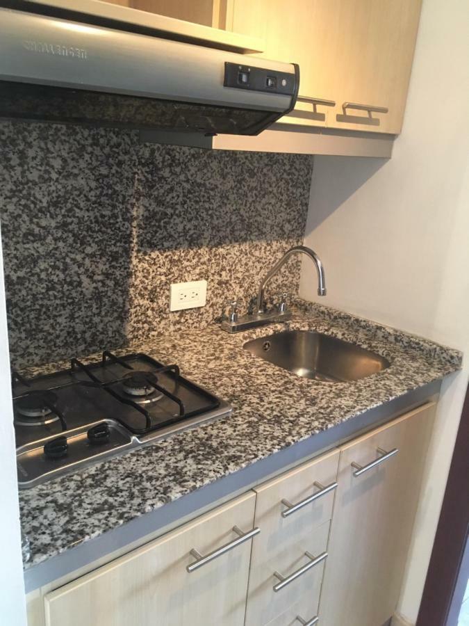 Suites Parque Real Quito Ngoại thất bức ảnh