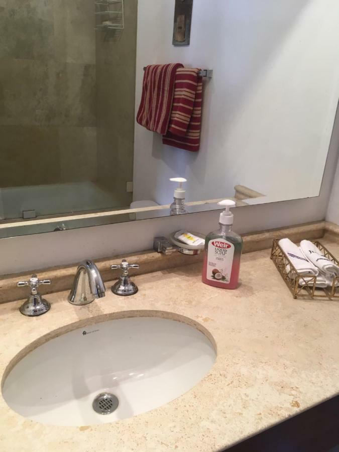 Suites Parque Real Quito Ngoại thất bức ảnh